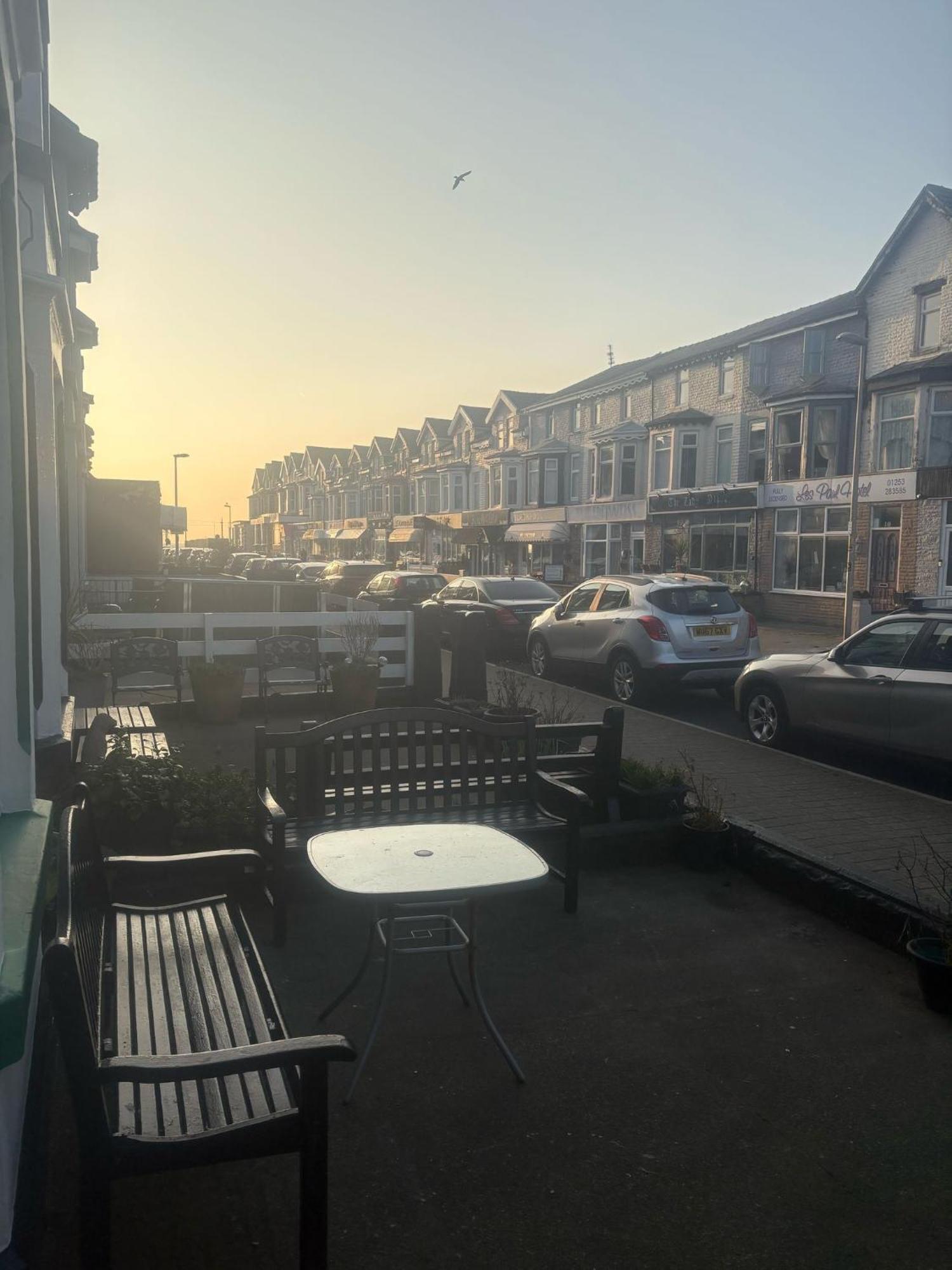 Fir Trees Hotel Blackpool Buitenkant foto